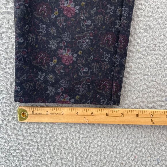 Chicos Pants Womens 3 US 16 Black Multi Floral Ponte Stretch Leggings Pull On - Picture 10 of 12